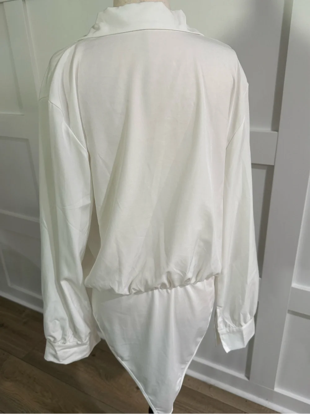 White Wrap Front Long Sleeve Bodysuit XL - Picture 4 of 5